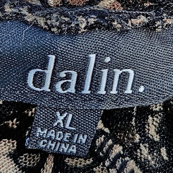 NWOT Dalin Black/Tan Flowered Lacey Asymmetrical Tunic - XL - Picture 5 of 9